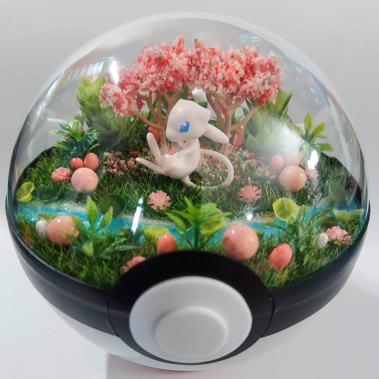 Mew Terrarium - Large